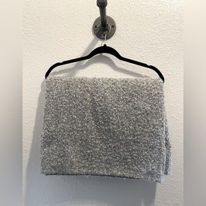 Grey/white infinity scarf